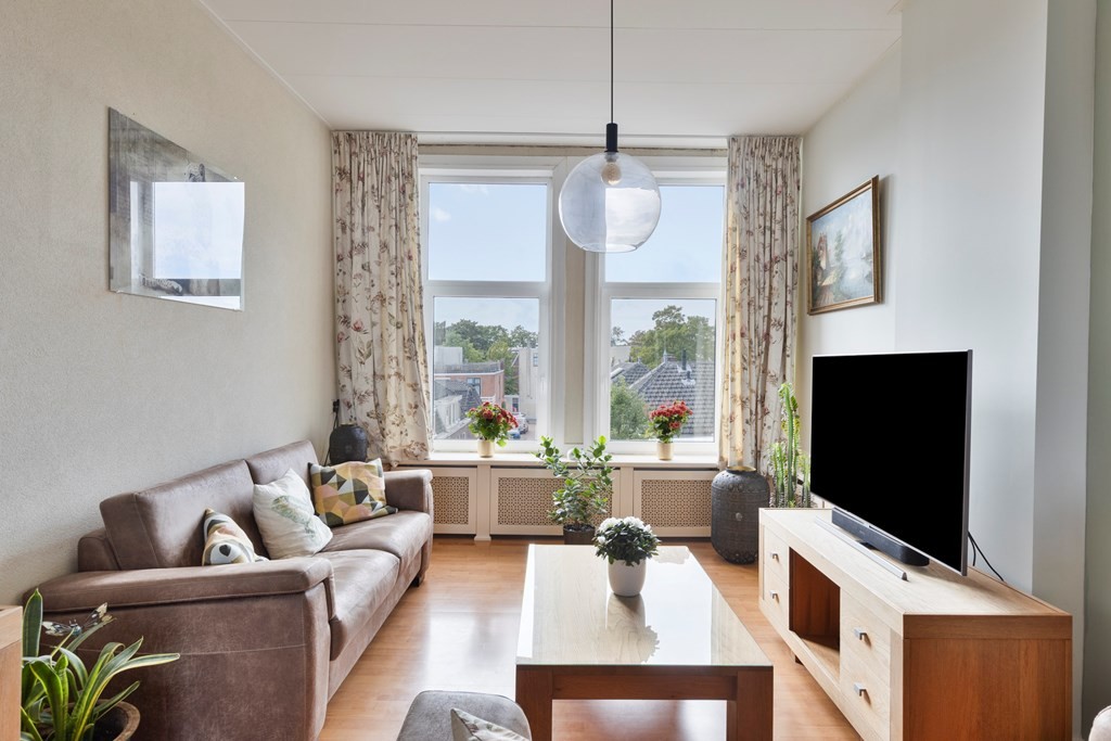 Appartement te koop: De Genestetstraat 6A, Leiden