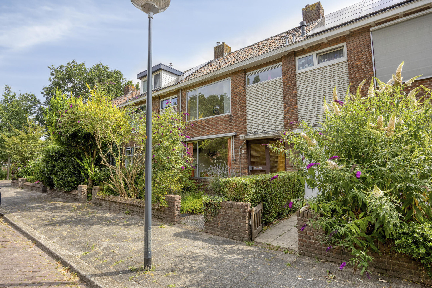Tussenwoning te koop: Rossinistraat 8, Leiden
