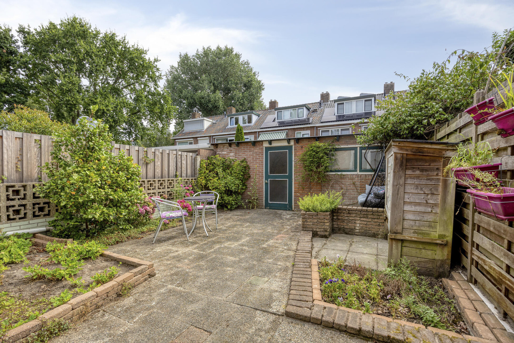 Tussenwoning te koop: Rossinistraat 8, Leiden