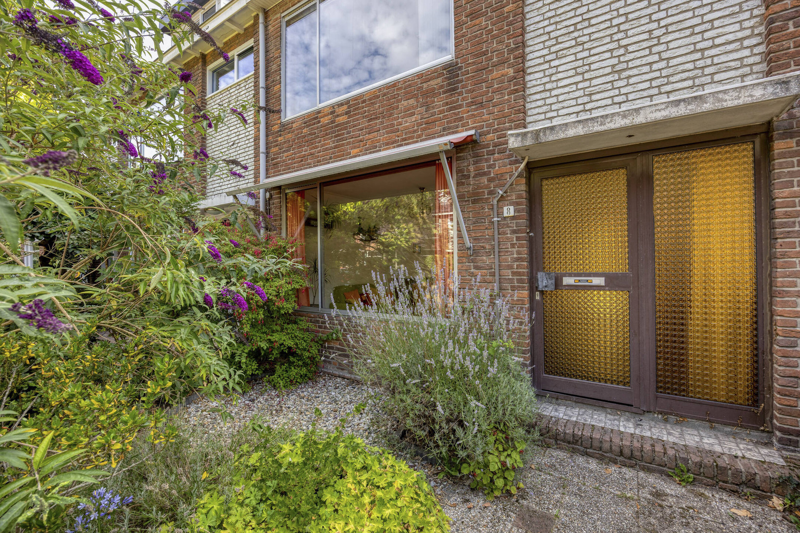Tussenwoning te koop: Rossinistraat 8, Leiden