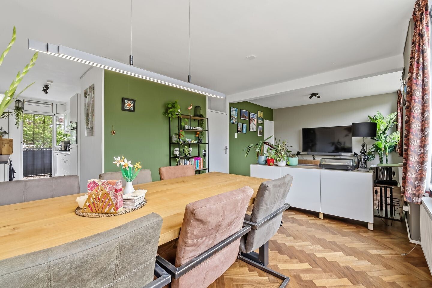Appartement te koop: Mozartstraat 109, Leiden