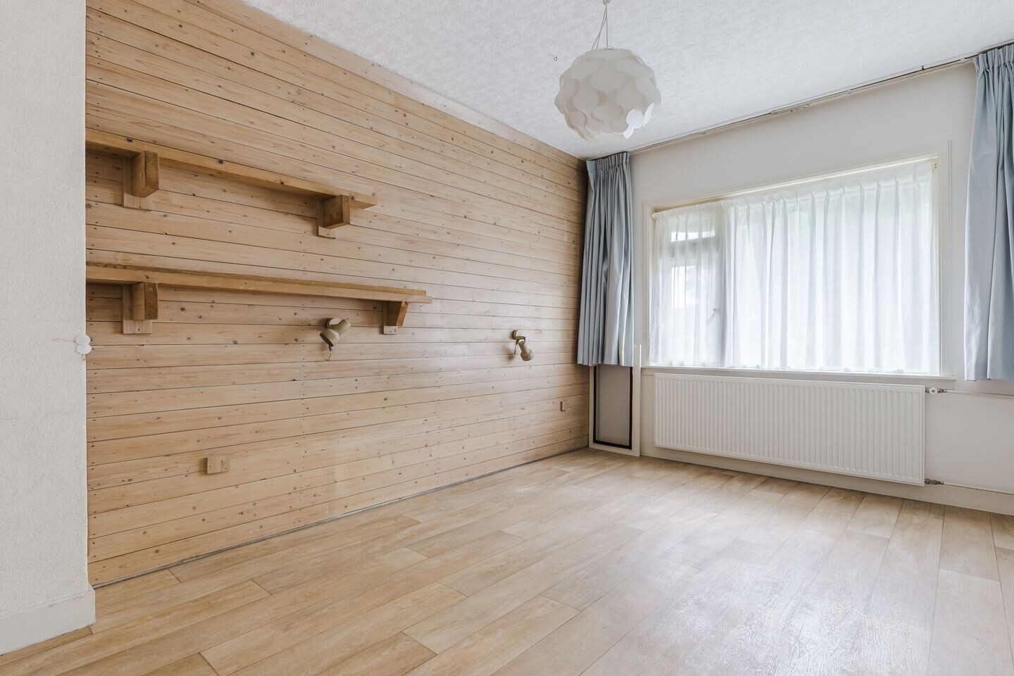Hoekwoning te koop: Rijndijk 110, Leiden