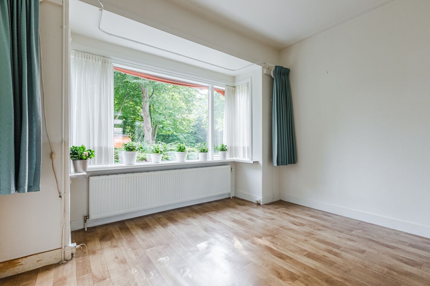 Hoekwoning te koop: Rijndijk 110, Leiden