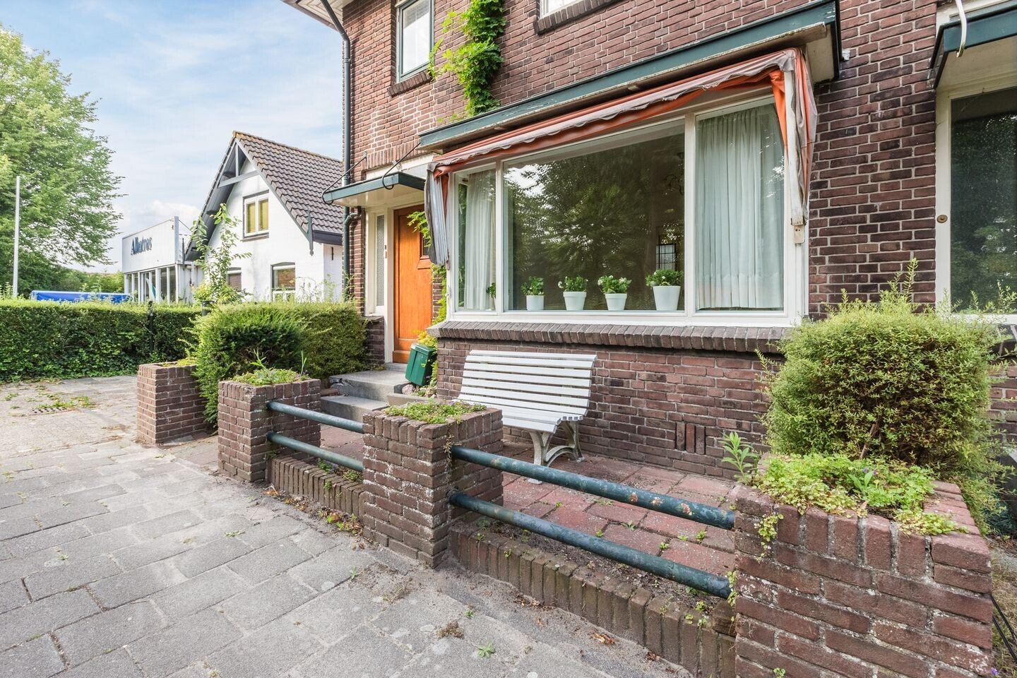 Hoekwoning te koop: Rijndijk 110, Leiden