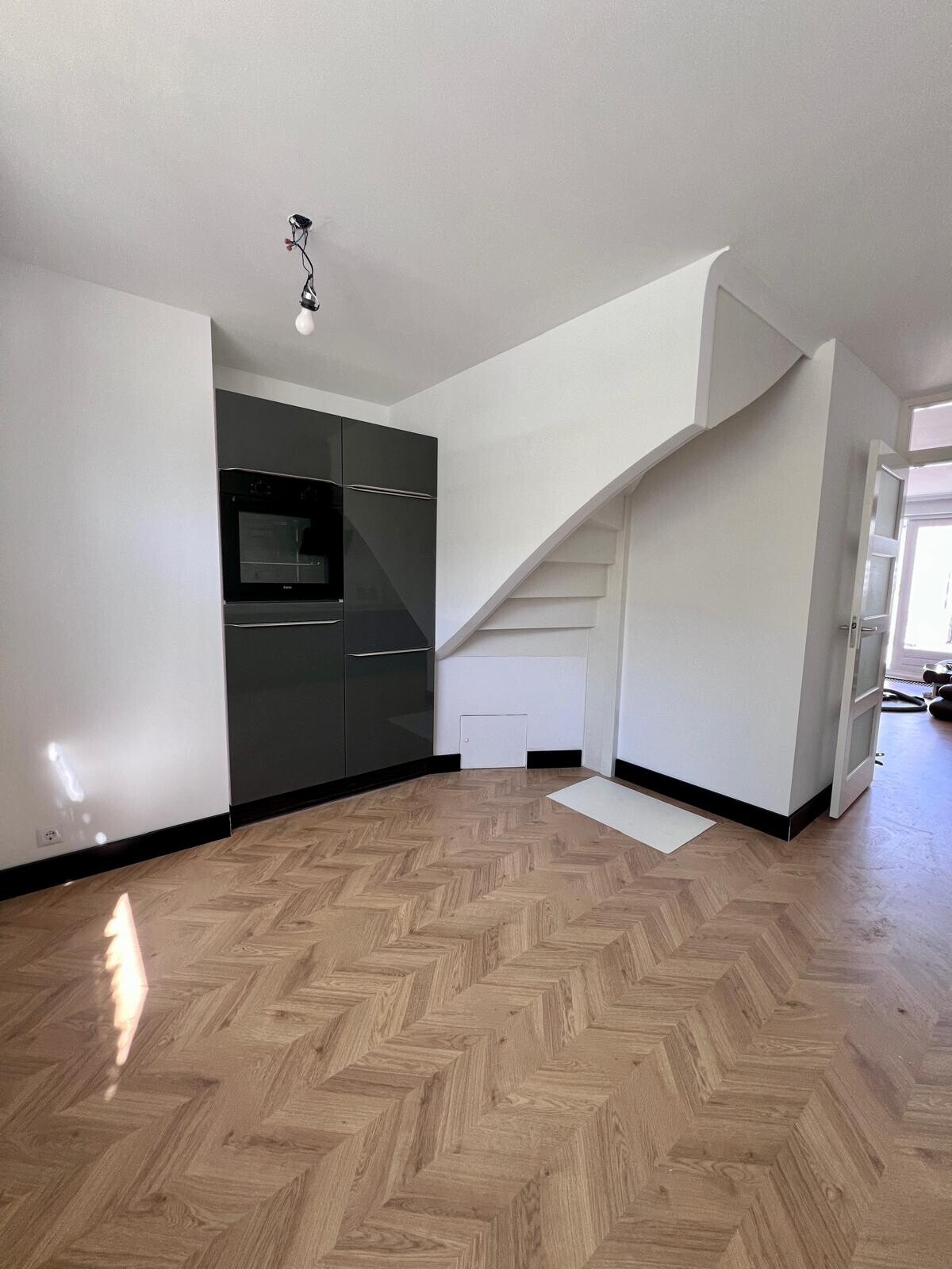 Tussenwoning te koop: Wilhelmina Bladergroenweg 24, Leiden