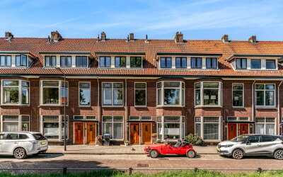Van Baerles. 8