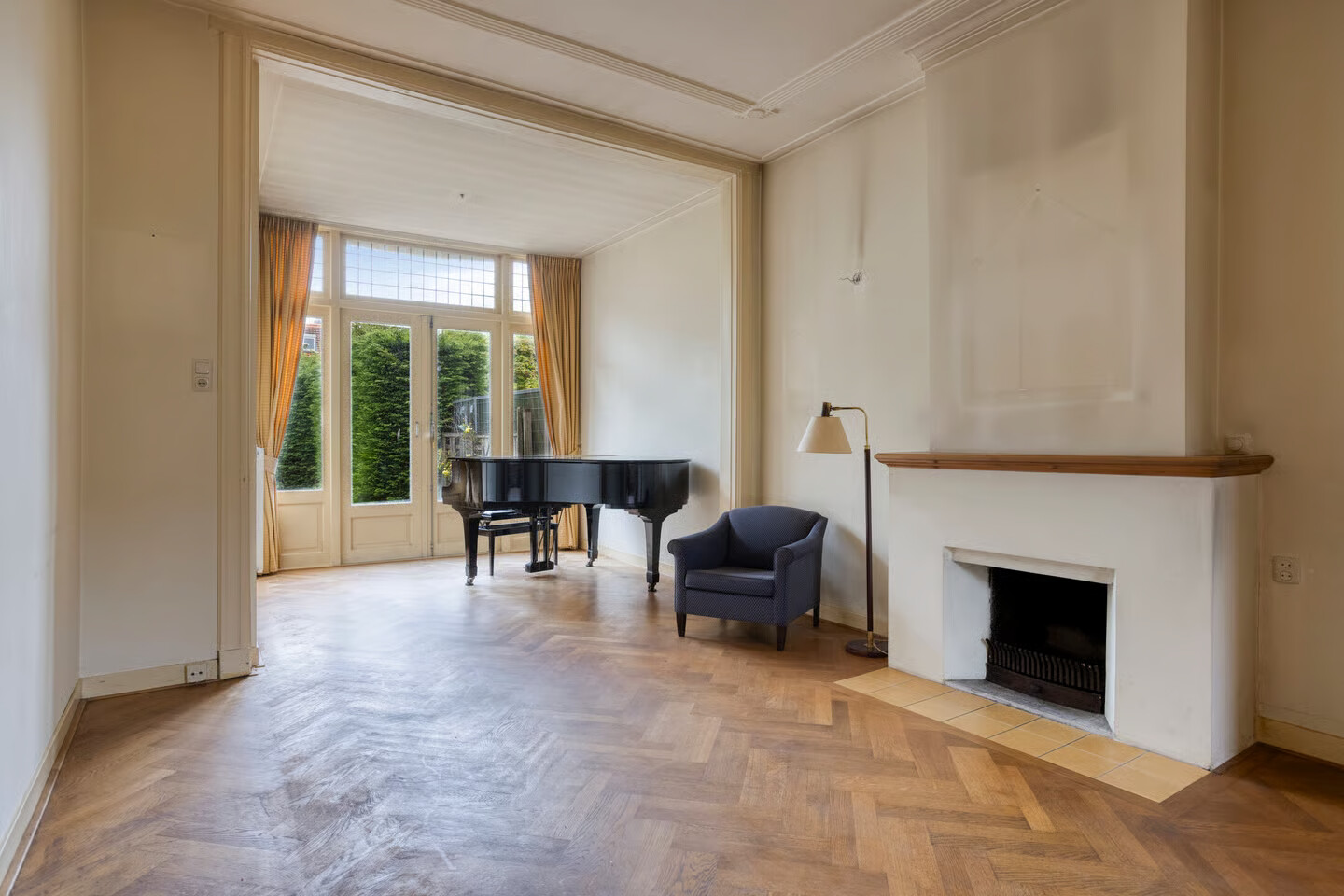 Hoekwoning te koop: Rijnsburgerweg 138, Leiden