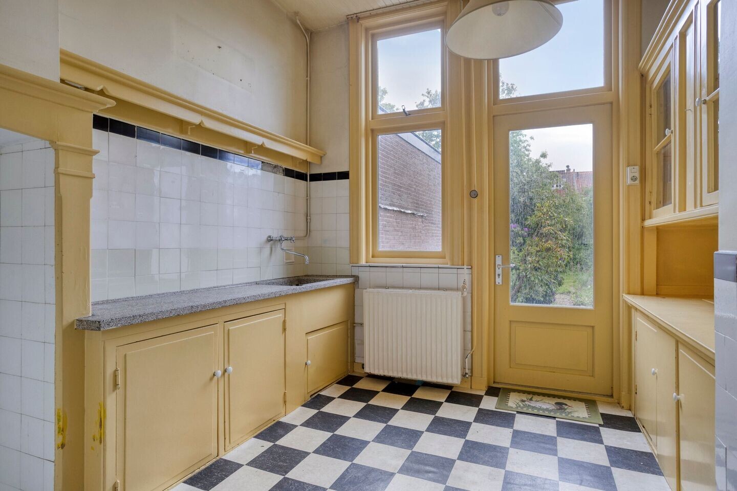Hoekwoning te koop: Rijnsburgerweg 138, Leiden