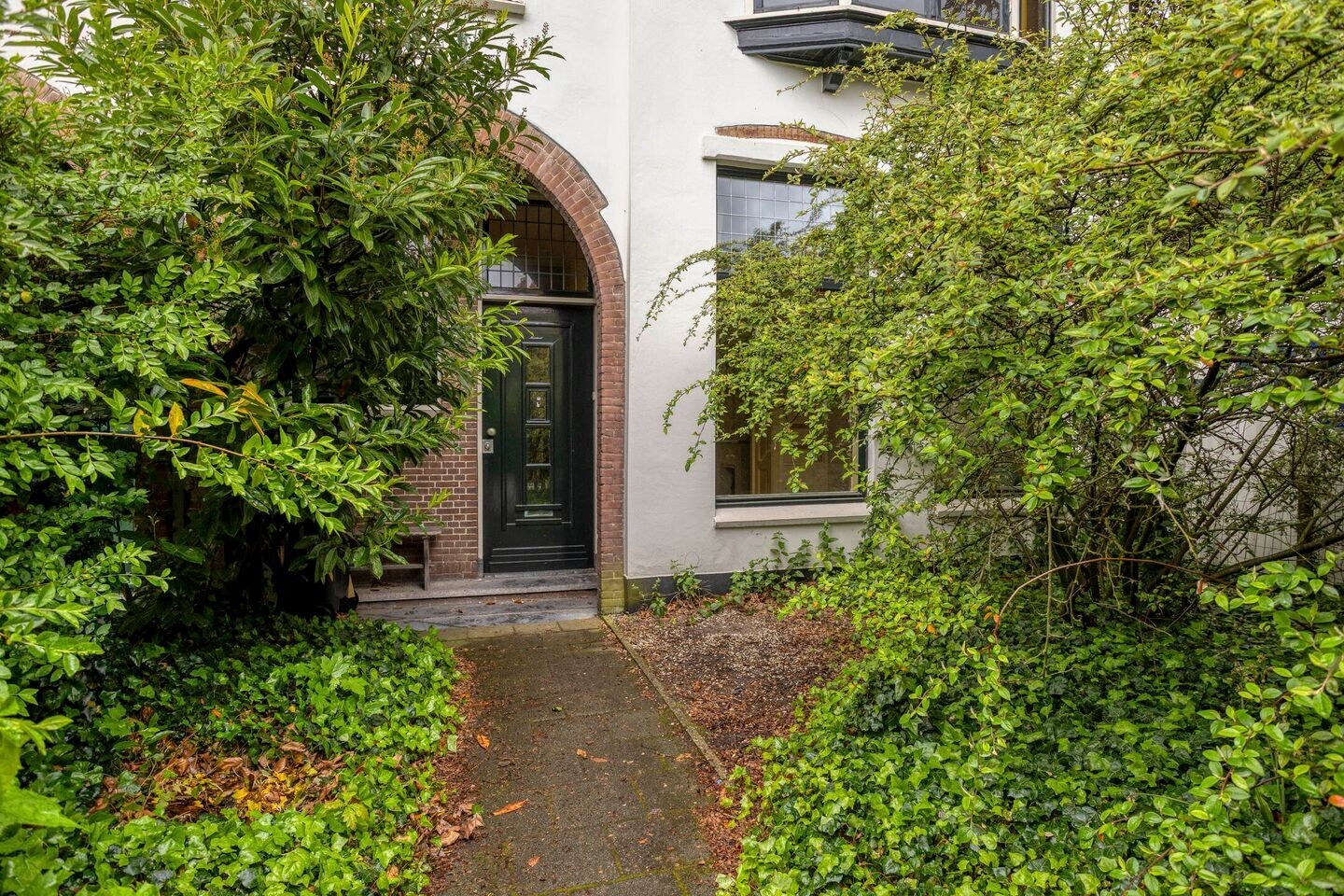 Hoekwoning te koop: Rijnsburgerweg 138, Leiden