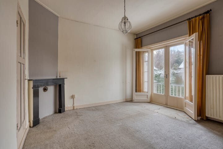 Hoekwoning te koop: Van Ledenberchstraat 8, Leiden