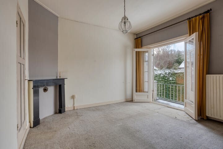 Hoekwoning te koop: Van Ledenberchstraat 8, Leiden