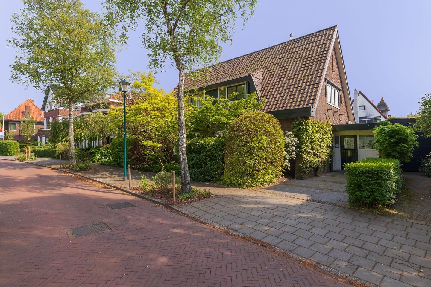 Twee-onder-één-kap te koop: Nassaulaan 6, Oegstgeest