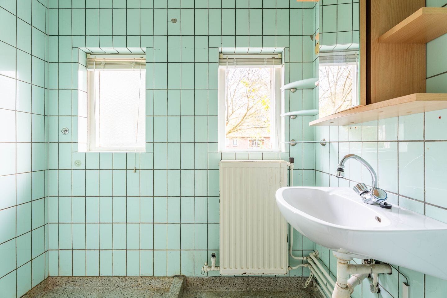 Tussenwoning te koop: Oudenhoflaan 23, Oegstgeest