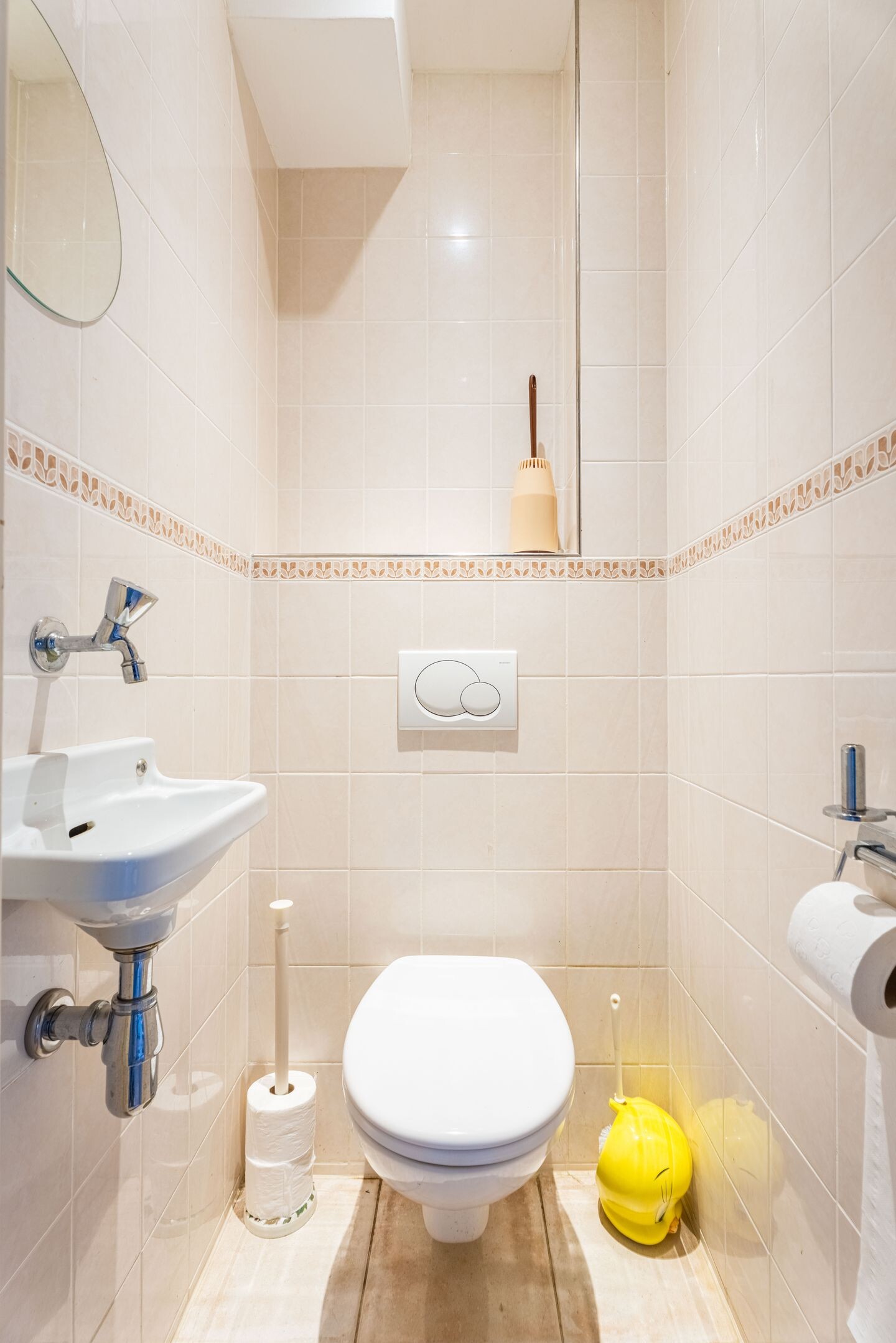 Tussenwoning te koop: Oudenhoflaan 23, Oegstgeest