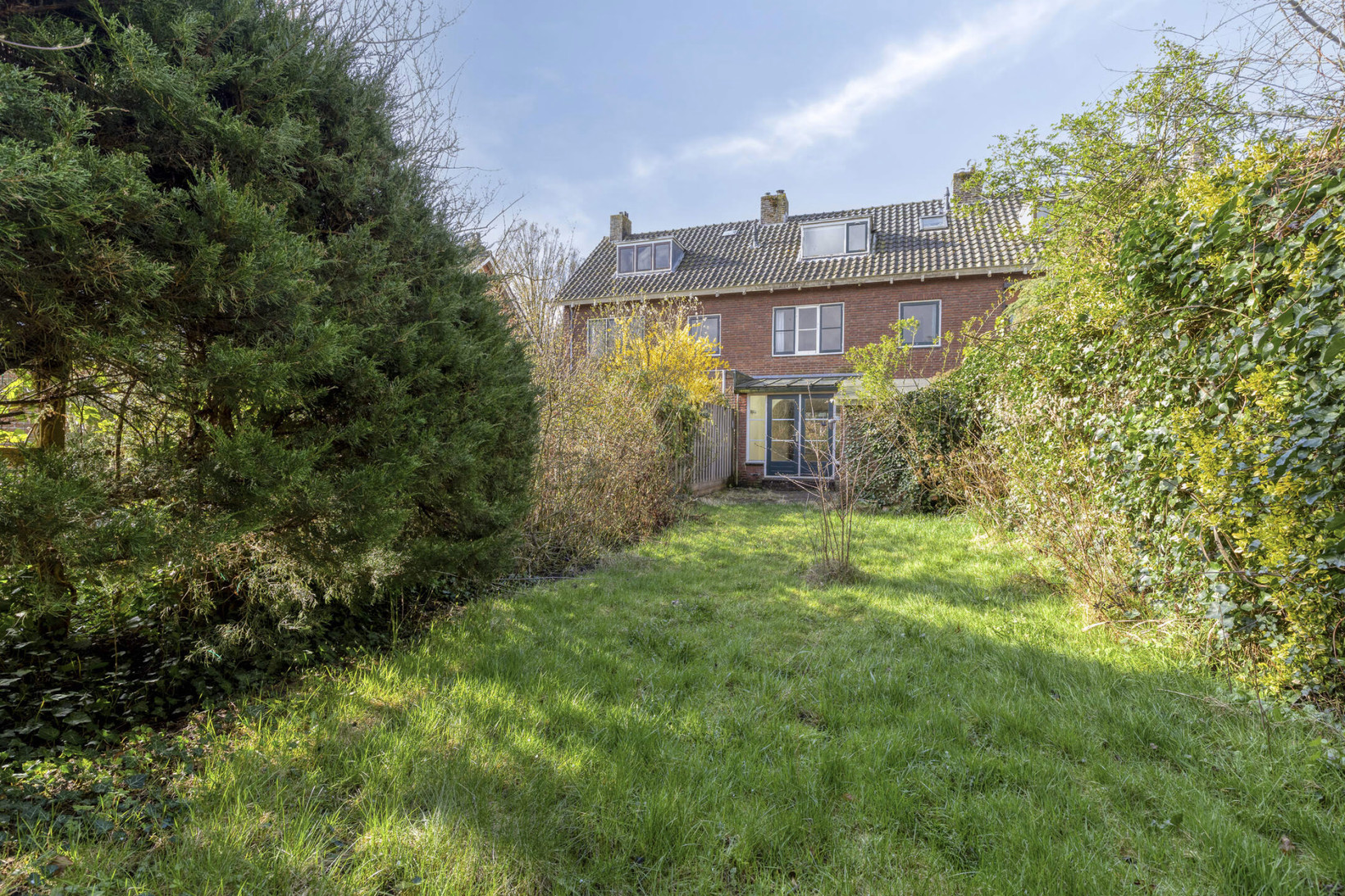 Tussenwoning te koop: Hofdijck 27, Oegstgeest
