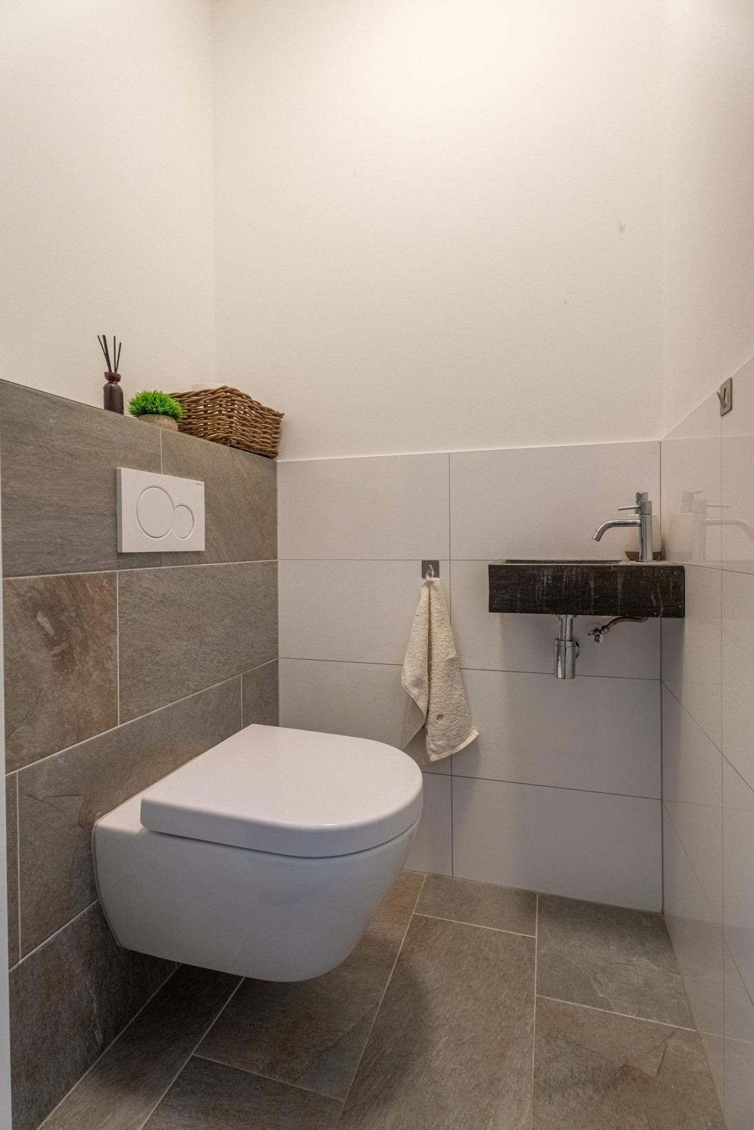 Tussenwoning te koop: Geversstraat 10, Oegstgeest