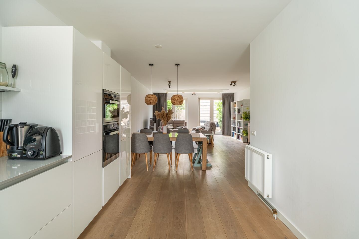 Tussenwoning te koop: Geversstraat 10, Oegstgeest