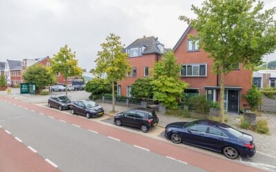 Rhijngeesterstraatweg 22