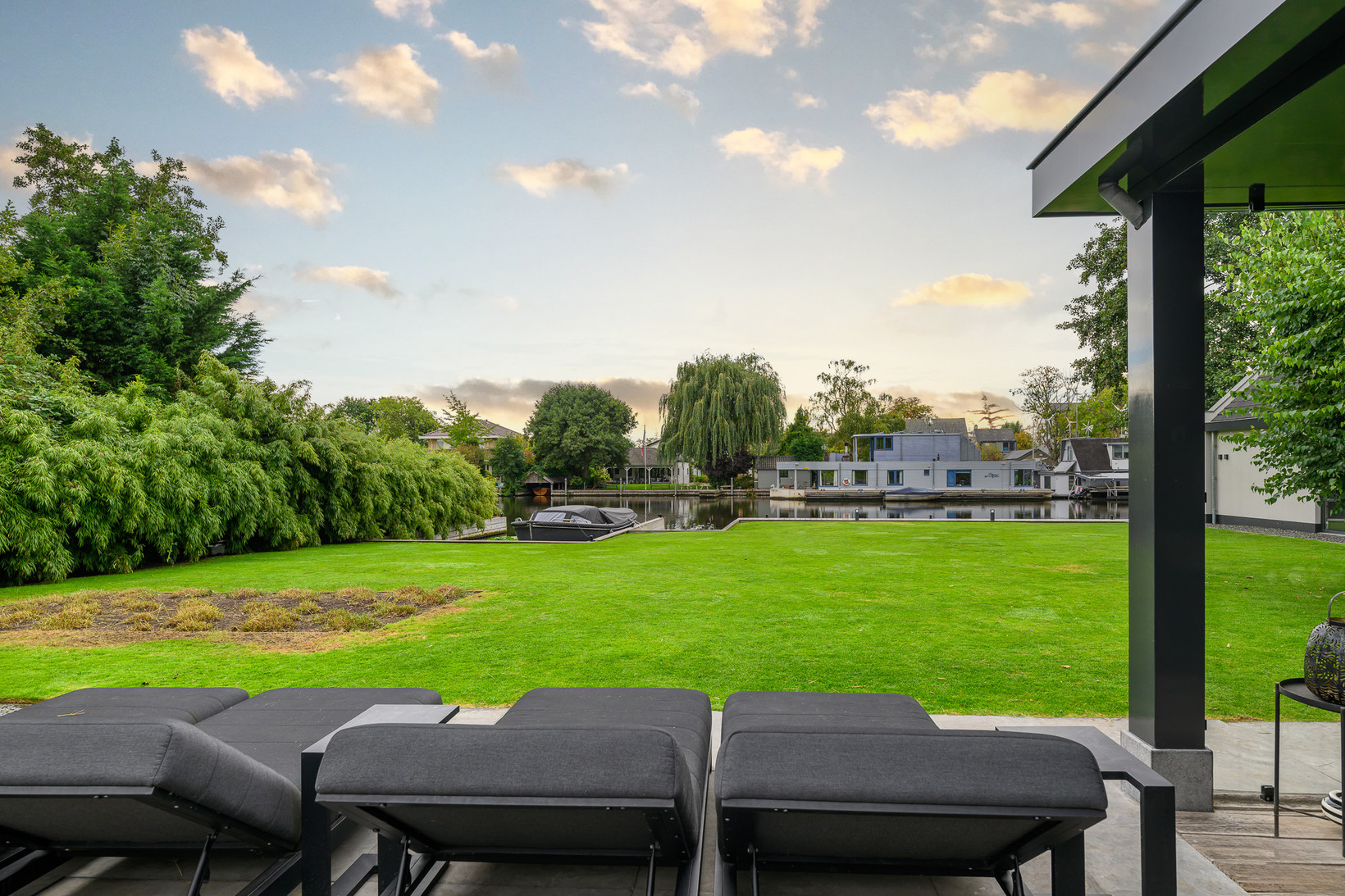 Vrijstaande woning te koop: Oude Rhijnhofweg 8, Oegstgeest