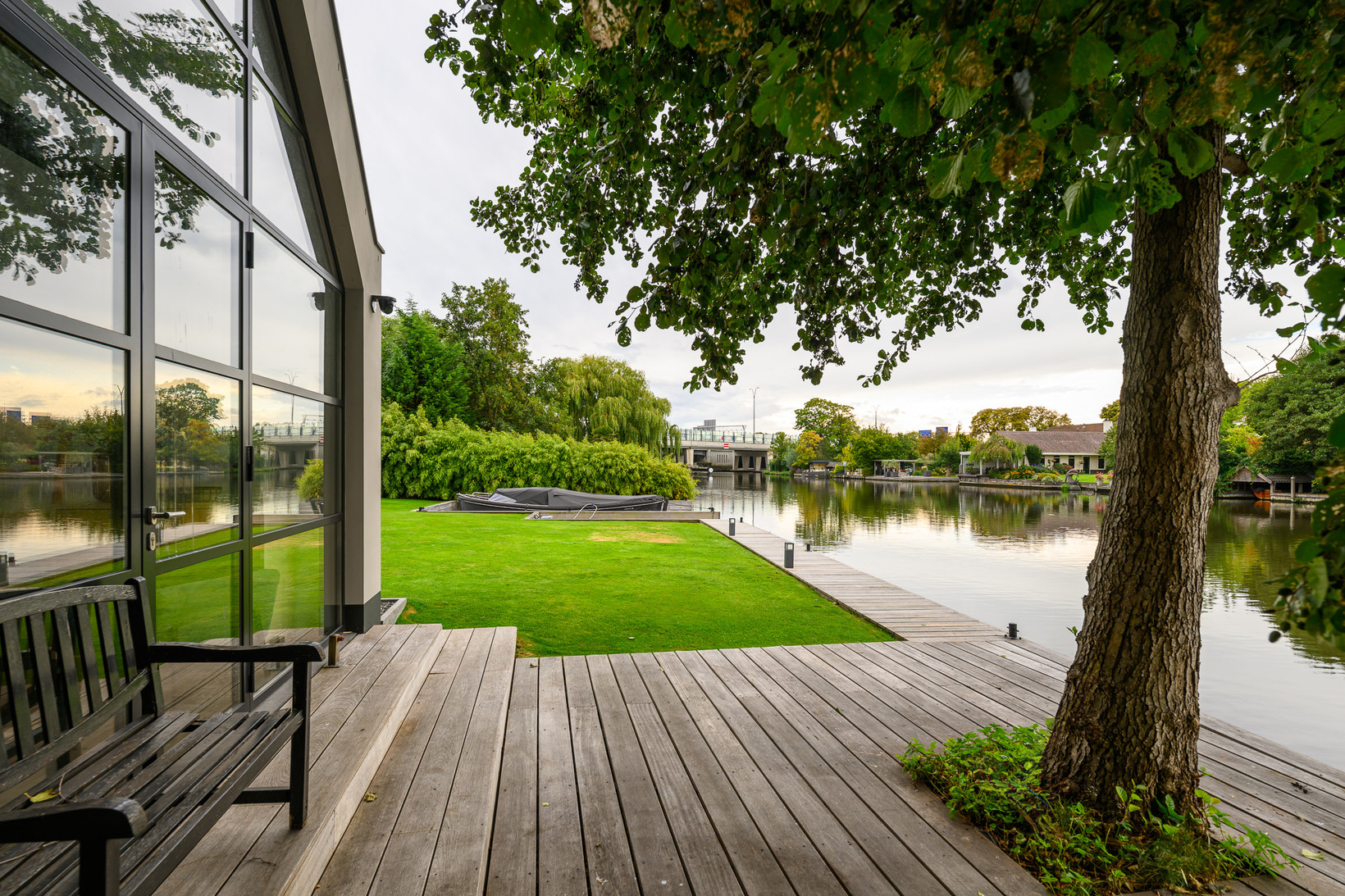 Vrijstaande woning te koop: Oude Rhijnhofweg 8, Oegstgeest