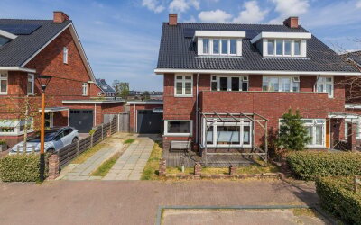 van Sillevoldtlaan 6