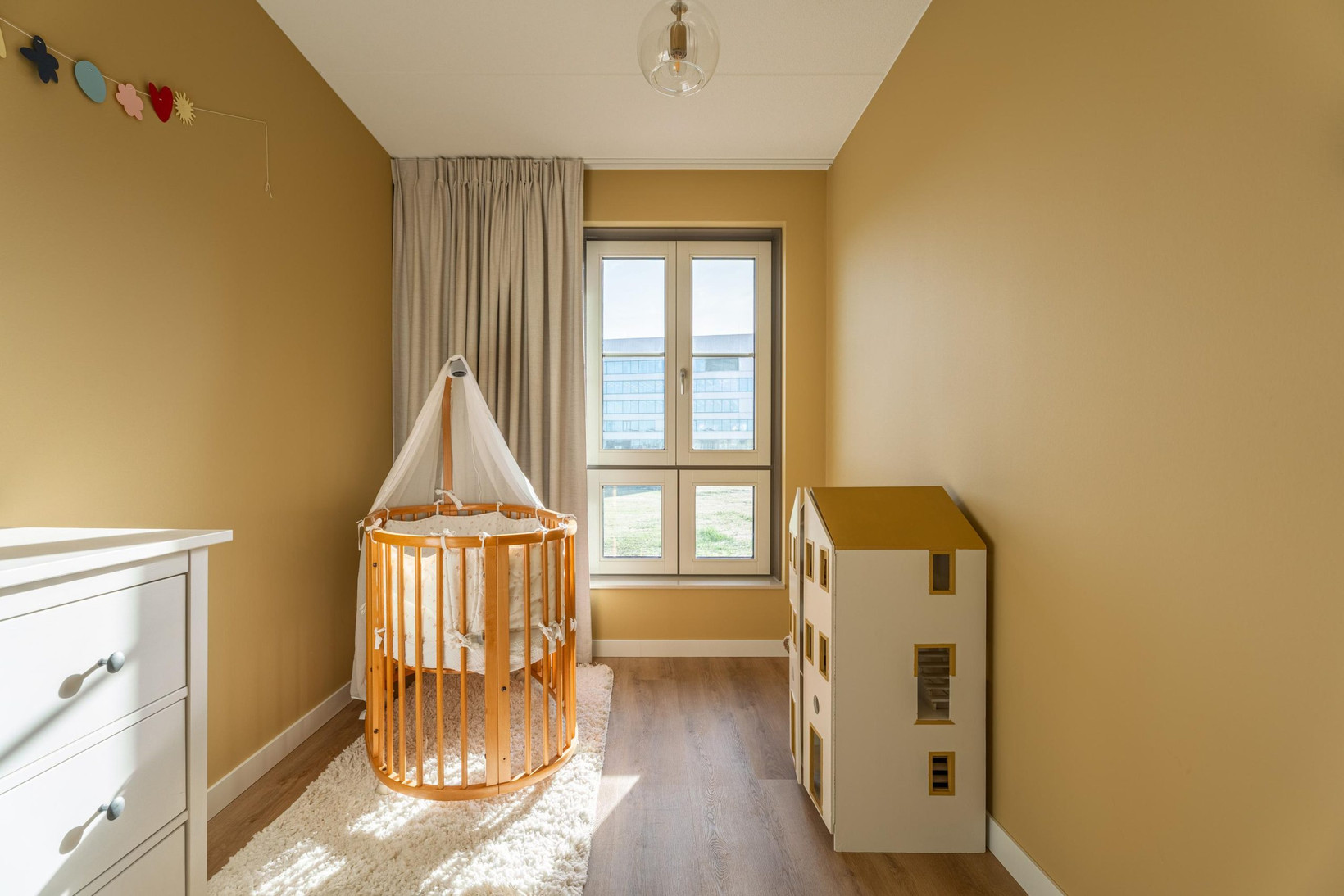 Tussenwoning te koop: Rhijnhofweg 24, Oegstgeest
