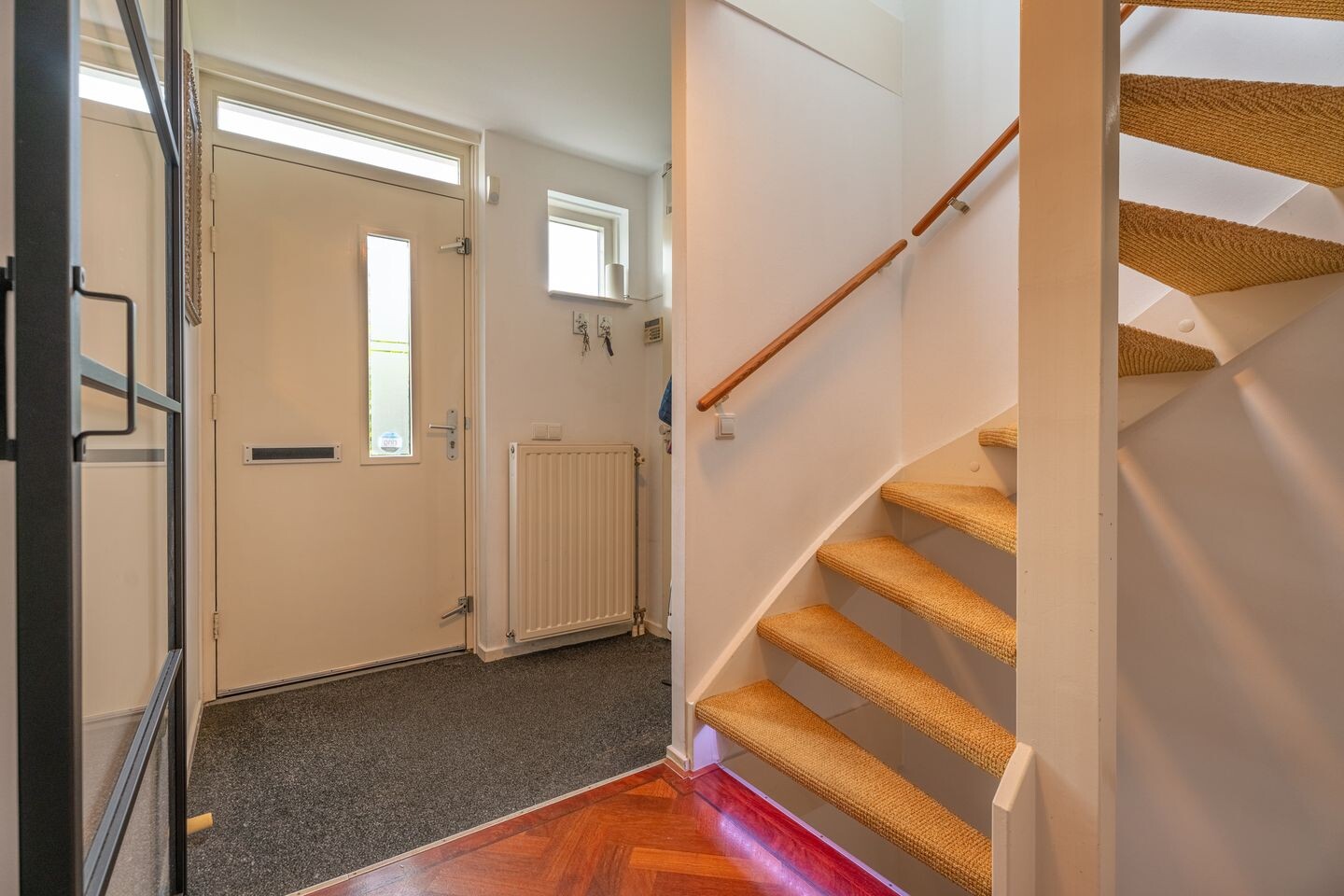 Hoekwoning te koop: H.P. Berlagelaan 13, Oegstgeest