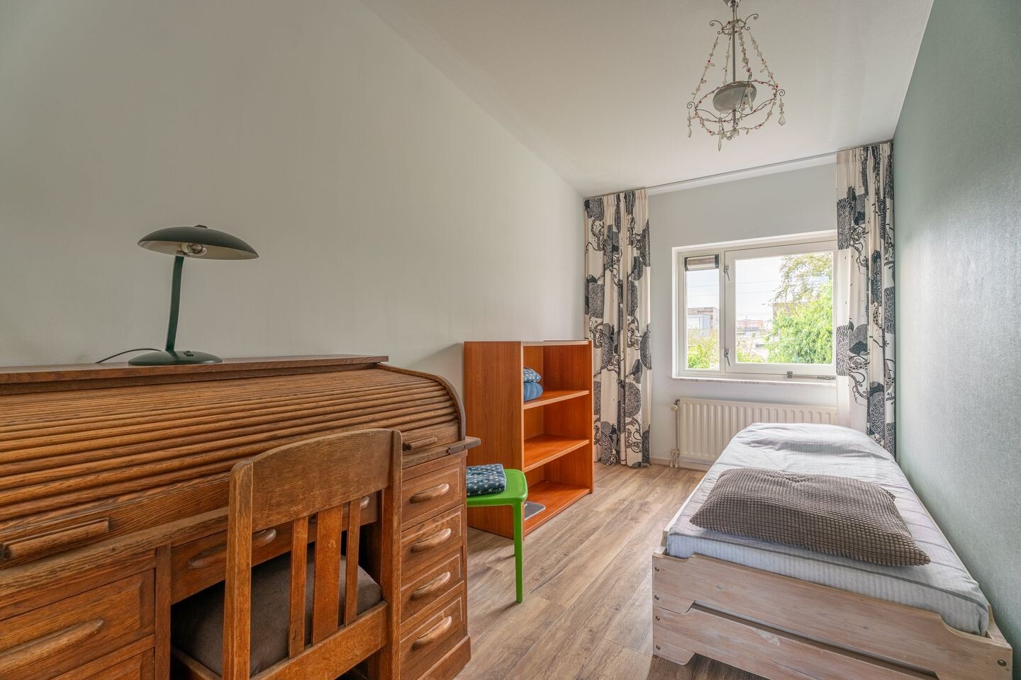 Hoekwoning te koop: H.P. Berlagelaan 13, Oegstgeest