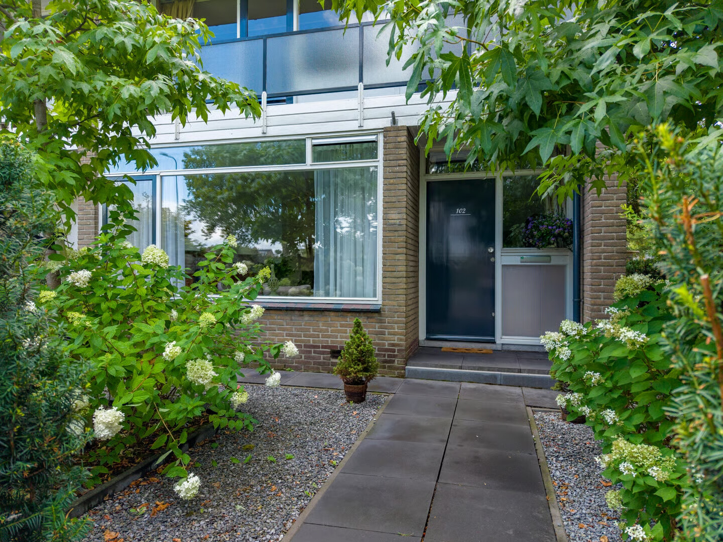 Hoekwoning te koop: President Kennedylaan 102, Oegstgeest