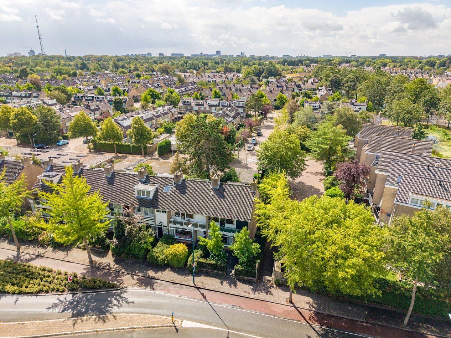 Hoekwoning te koop: President Kennedylaan 102, Oegstgeest