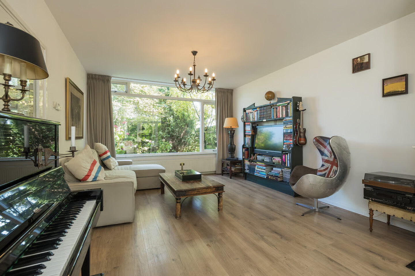 Tussenwoning te koop: President Kennedylaan 106, Oegstgeest