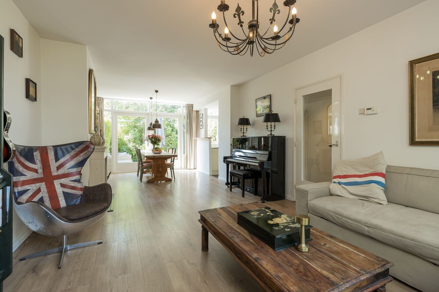 Tussenwoning te koop: President Kennedylaan 106, Oegstgeest