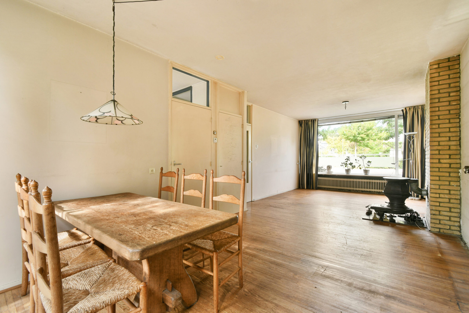 Tussenwoning te koop: Vincent van Goghlaan 38, Oegstgeest