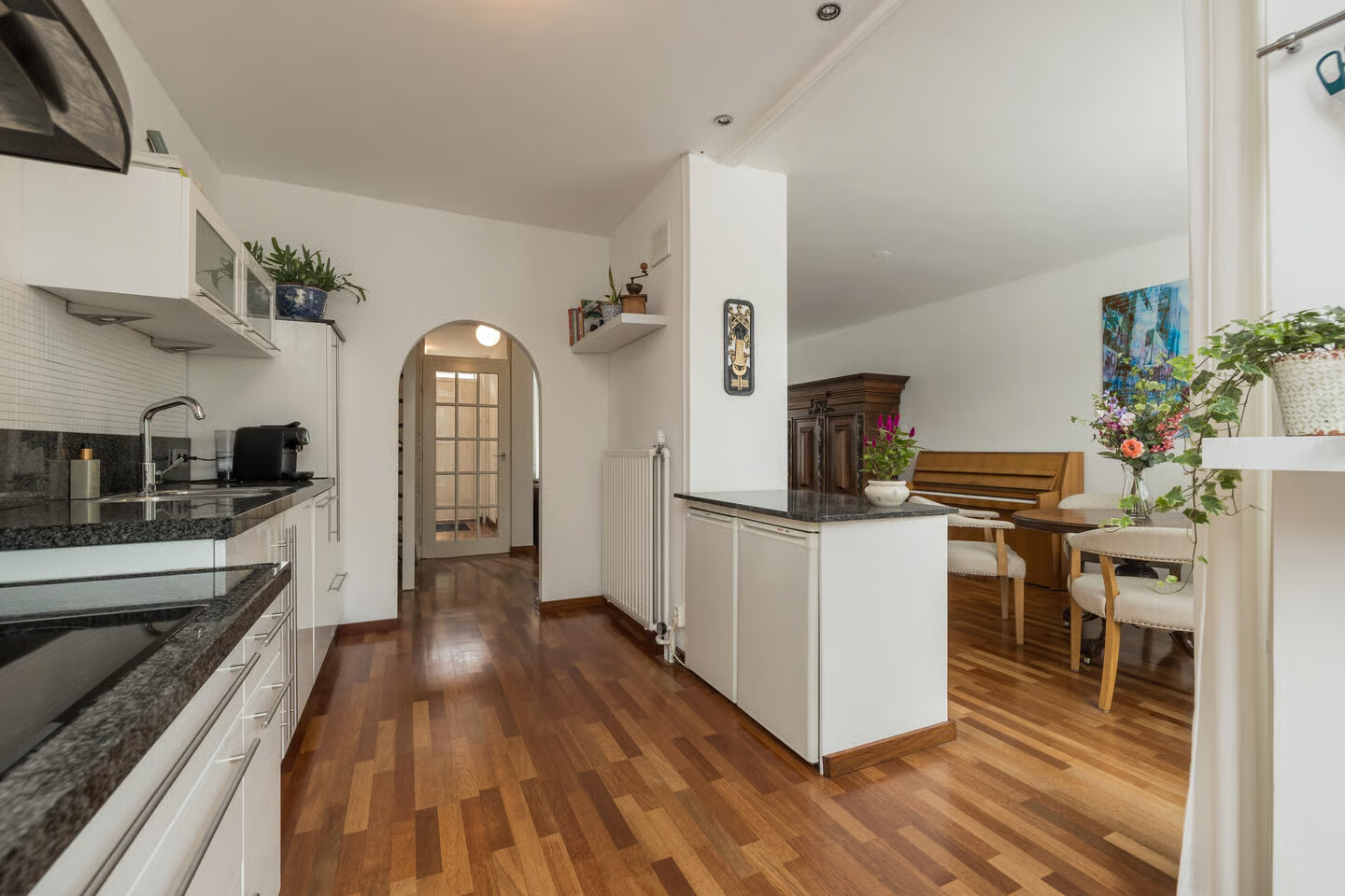 Tussenwoning te koop: Rembrandt van Rijnlaan 3, Oegstgeest