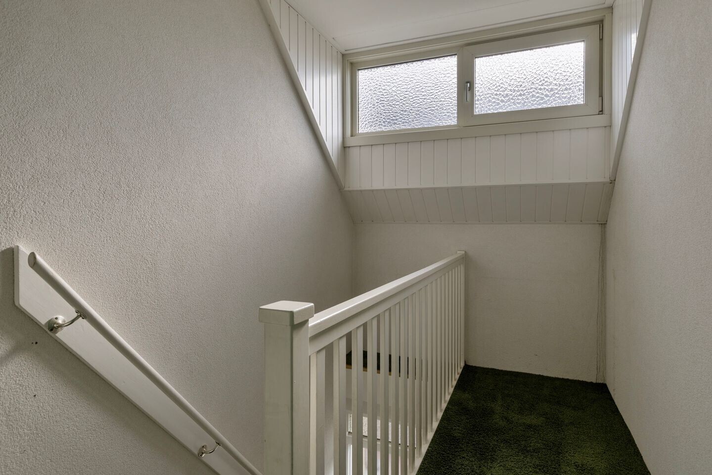 Vrijstaande woning te koop: Westeinde 55, Roelofarendsveen