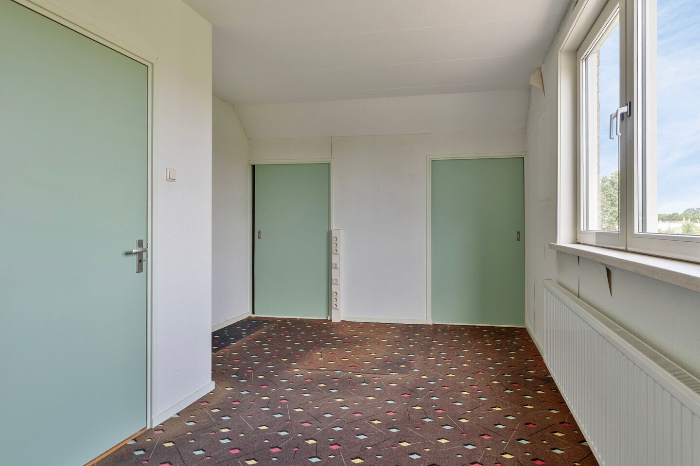 Vrijstaande woning te koop: Westeinde 55, Roelofarendsveen