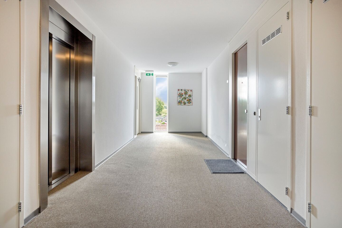 Appartement te koop: Stationshof 32, Roelofarendsveen