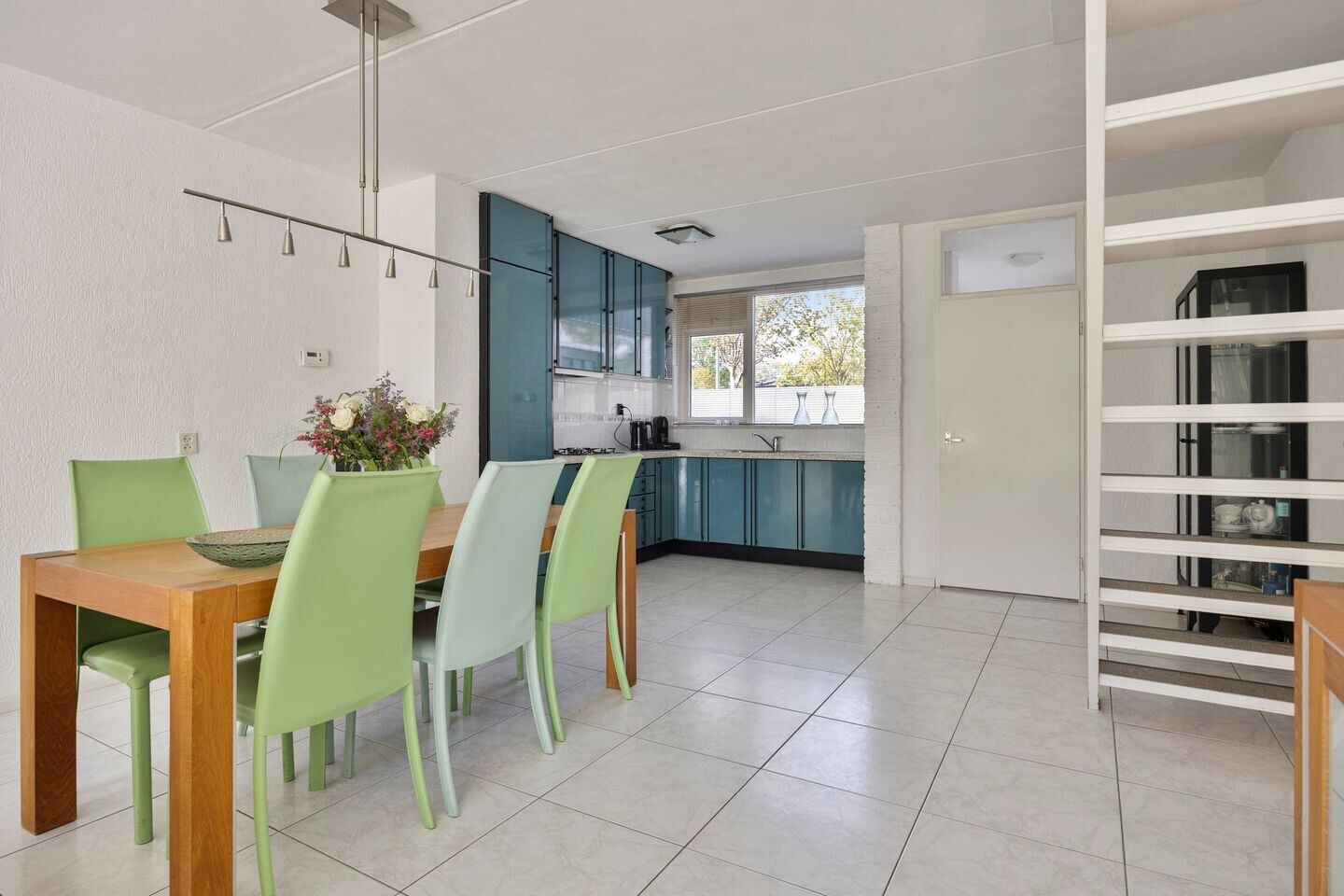 Tussenwoning te koop: H.P. van der Poellaan 6, Rijpwetering