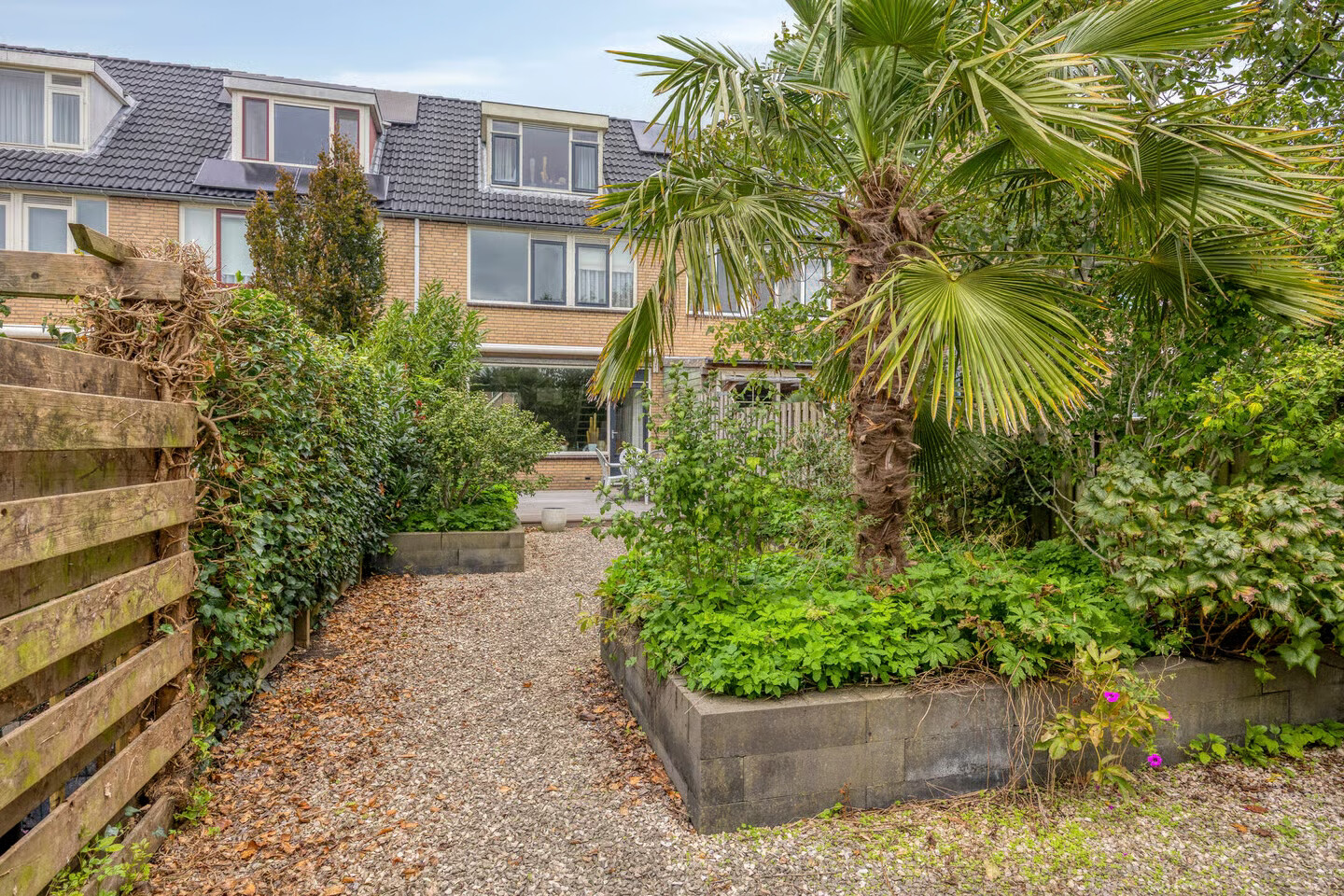 Tussenwoning te koop: H.P. van der Poellaan 6, Rijpwetering