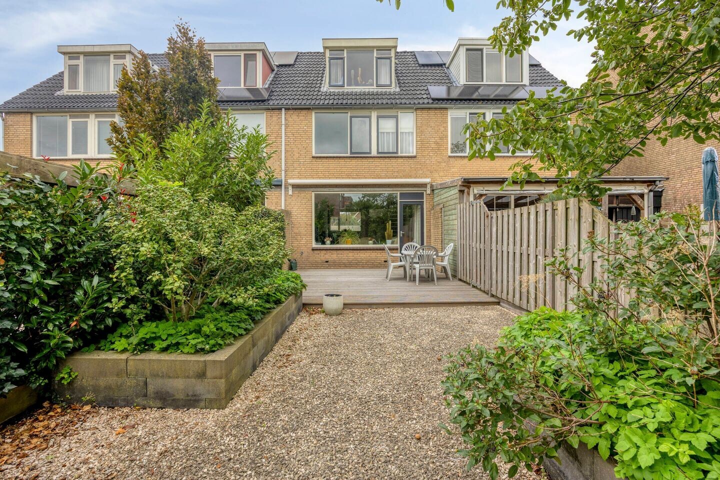 Tussenwoning te koop: H.P. van der Poellaan 6, Rijpwetering