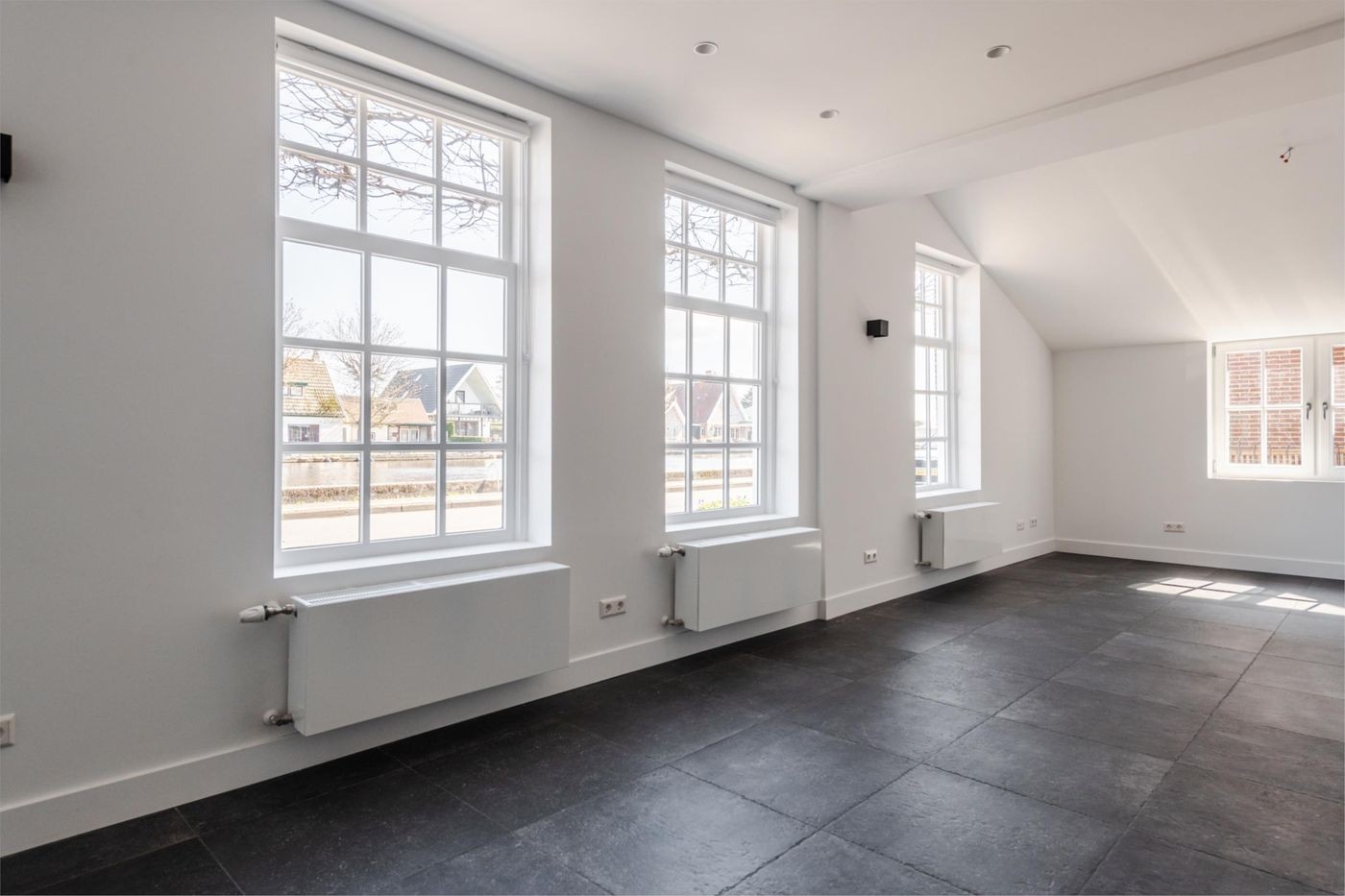Vrijstaande woning te koop: Kerkstraat 75, Oude Wetering