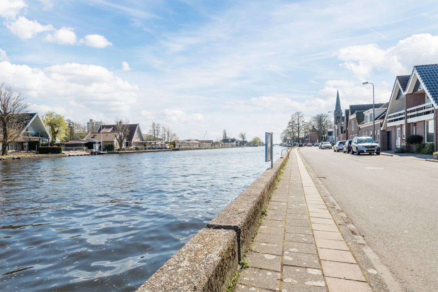 Vrijstaande woning te koop: Kerkstraat 75, Oude Wetering