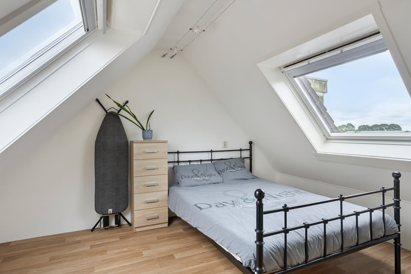 Tussenwoning te koop: Bosrank 57, Oude Wetering