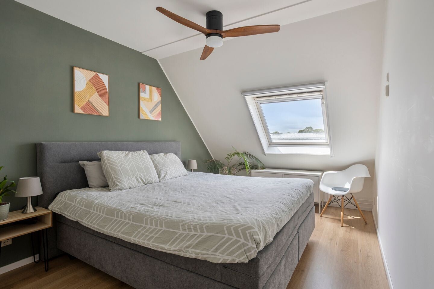 Tussenwoning te koop: Bosrank 57, Oude Wetering