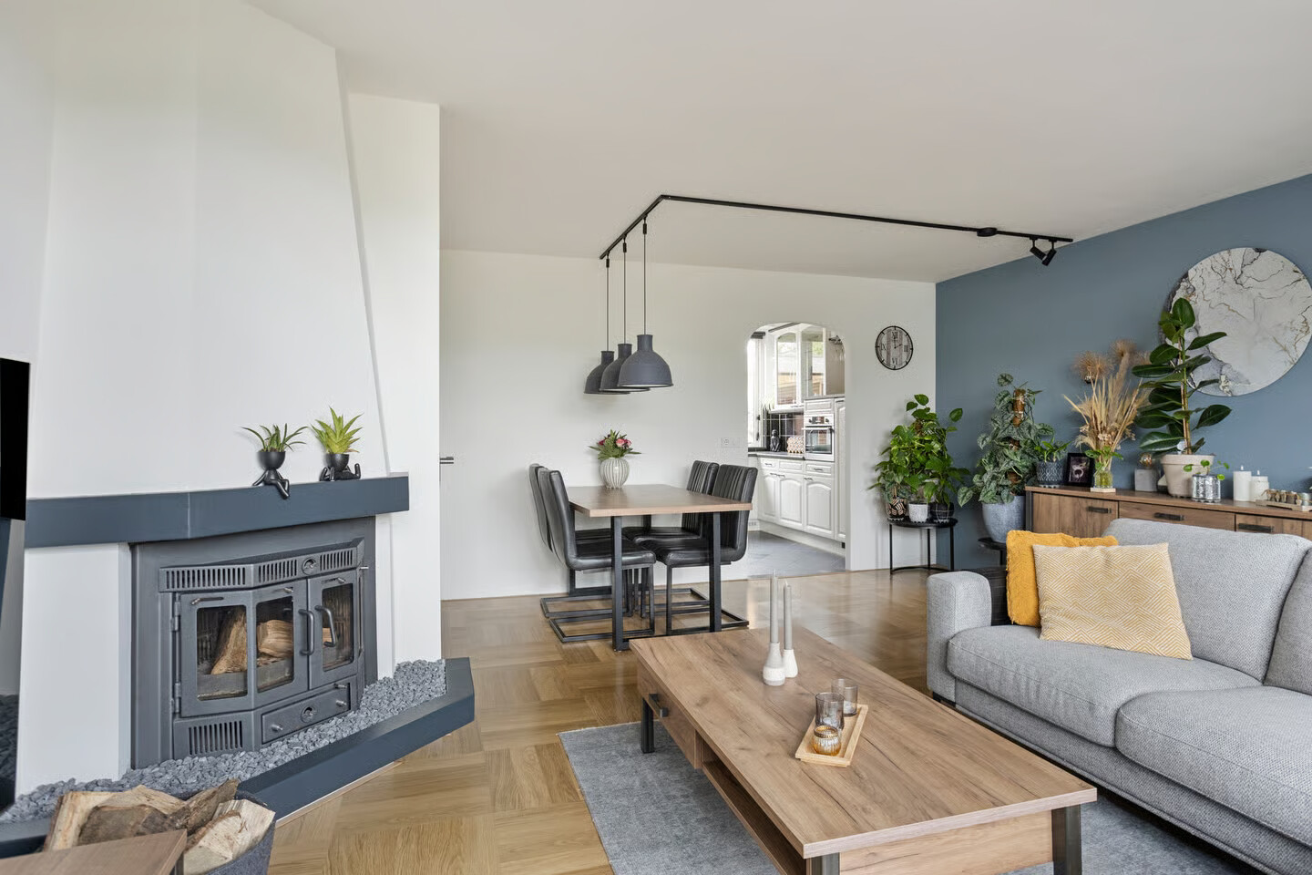 Tussenwoning te koop: Bosrank 57, Oude Wetering