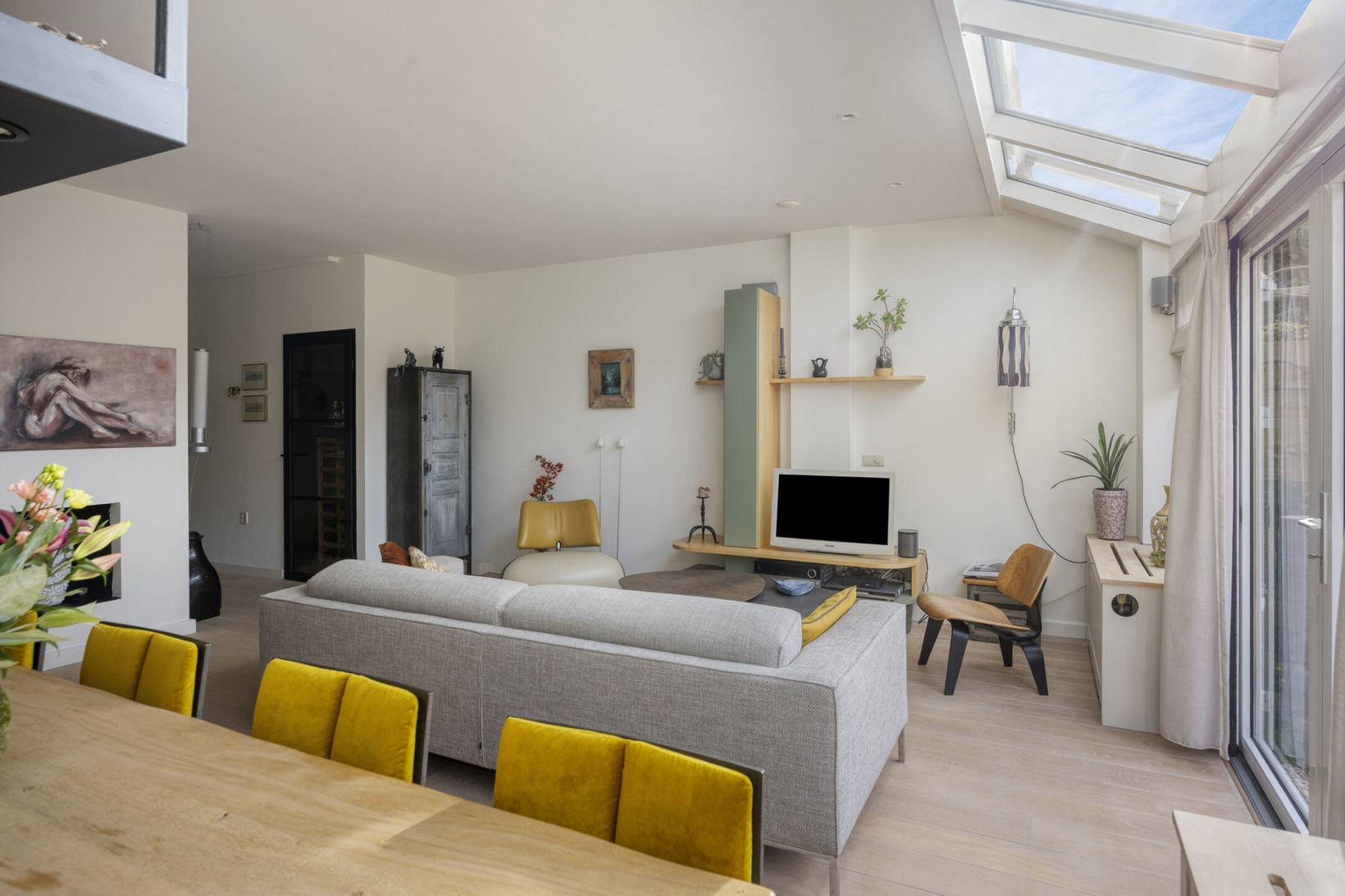 Tussenwoning te koop: Johan Frisostraat 4, Zoeterwoude