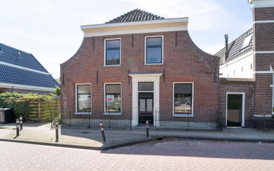 Dorpsstraat 44