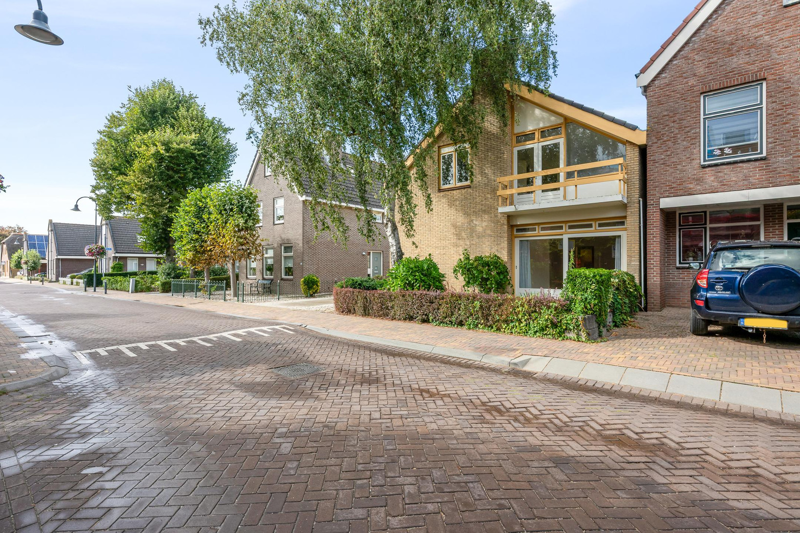 Vrijstaande woning te koop: Dorpsstraat 137, Hazerswoude-Dorp