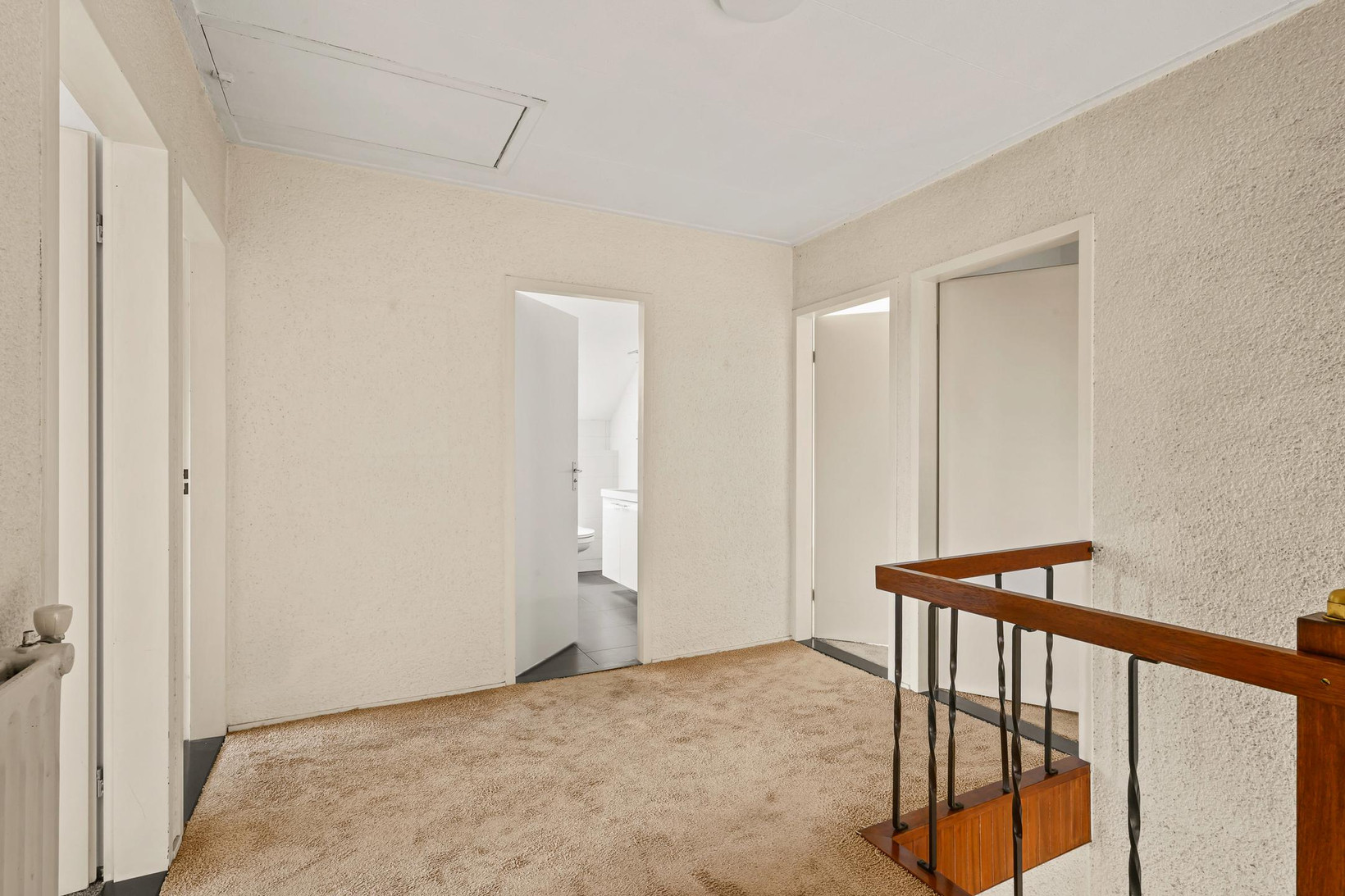 Vrijstaande woning te koop: Dorpsstraat 137, Hazerswoude-Dorp