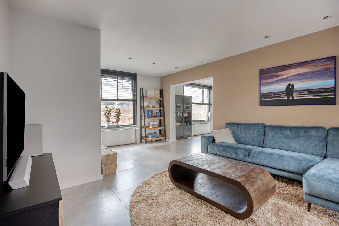 Tussenwoning te koop: Dorpsstraat 247, Hazerswoude-Dorp